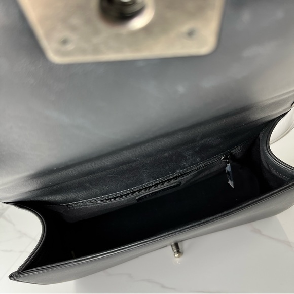 Chanel Checkerboard Trim New Medium Boy Flap Black White - Picture 4 of 4